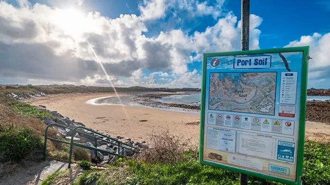 Port Soif is the cleanest of Guernsey’s clean beaches