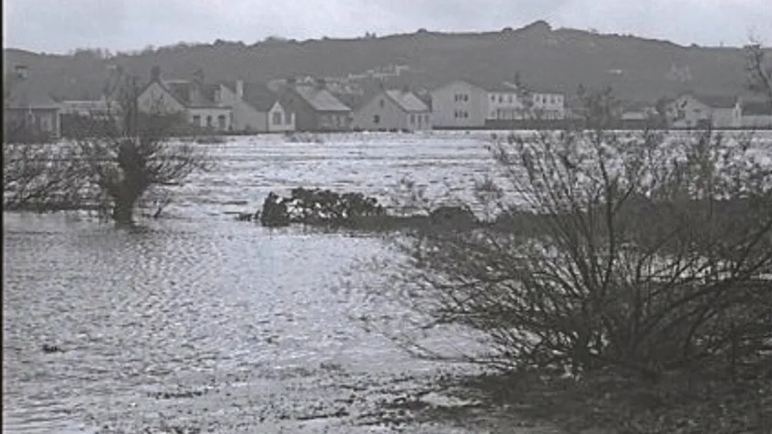 No.6 – In a matter of minutes, a breach of the sea defences on the west coast in 1984 gave rise to a lake of water estimated at 200 yards by half a mile, and five feet deep in places