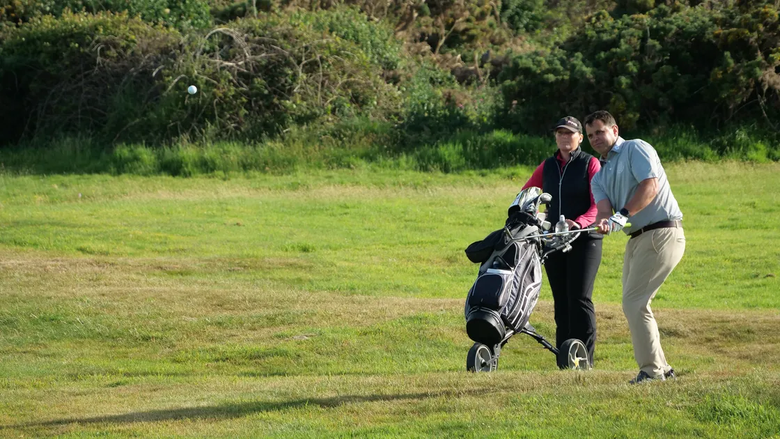 Jason Savident playing one of his many exquisite chips in his win over Tom Le Huray. (Picture by Gareth Le Prevost, 30868525)