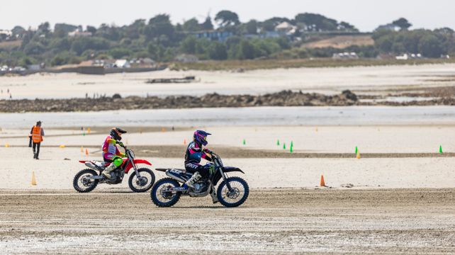 Rive retains his crown as King of the Beach