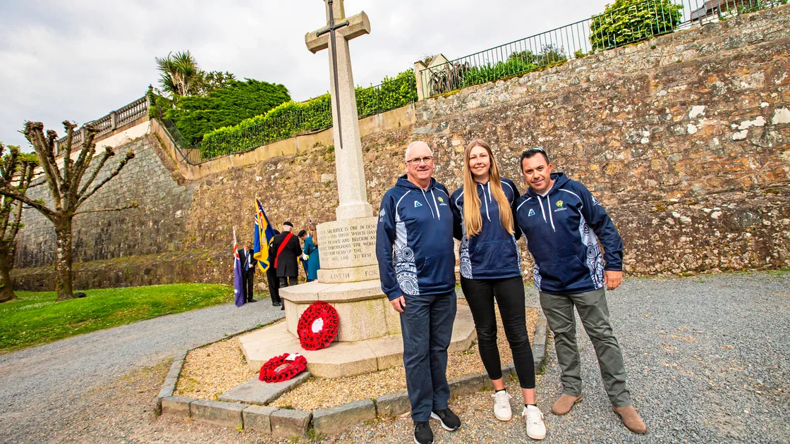 Manager Ian Ewing, left, and players Samantha Atkinson and Ray Pearse, from the Australina team at the World Bowls Indoor Championships, attended the service.(33175706)
