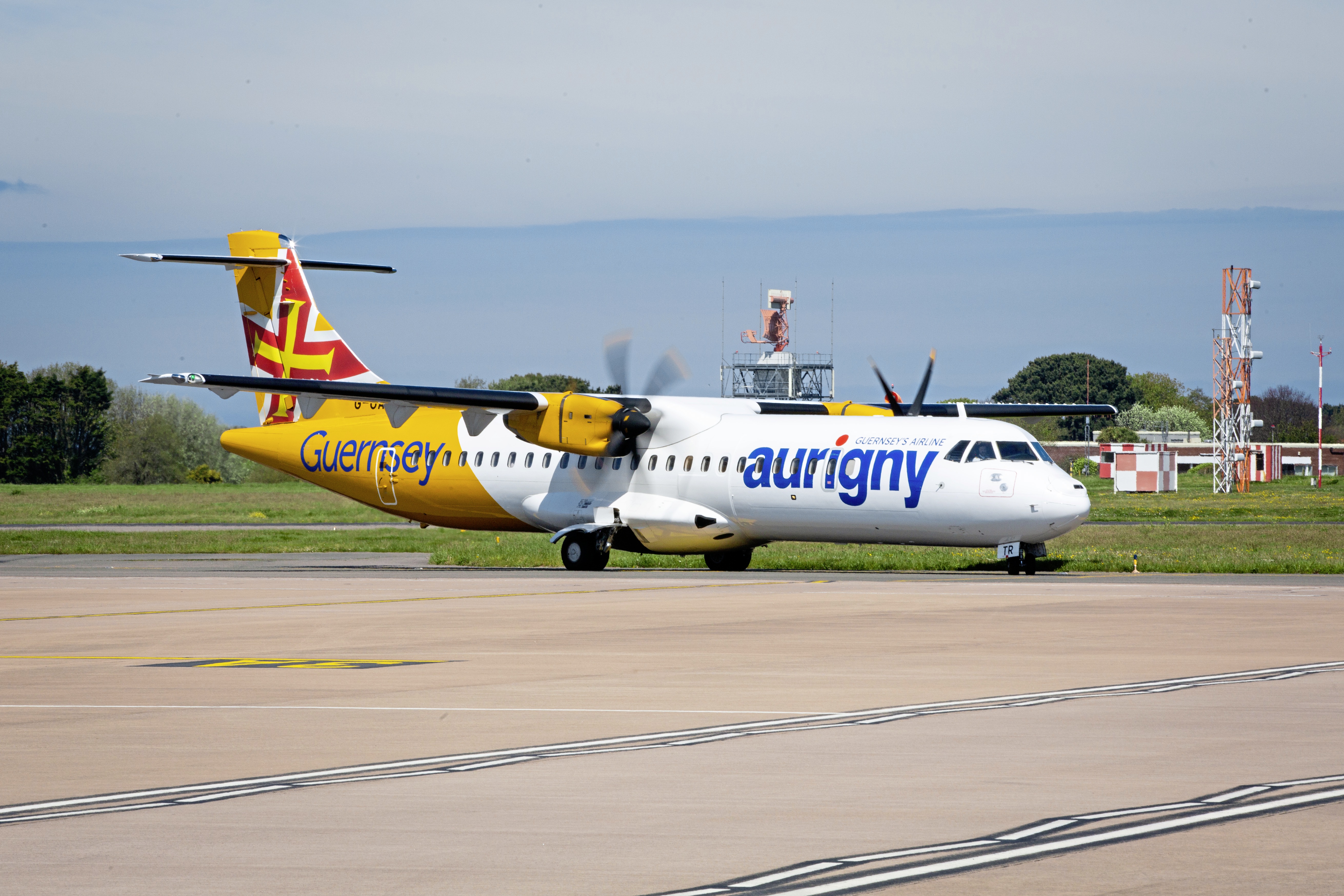 Aurigny granted licence to continue on Guernsey-Jersey route