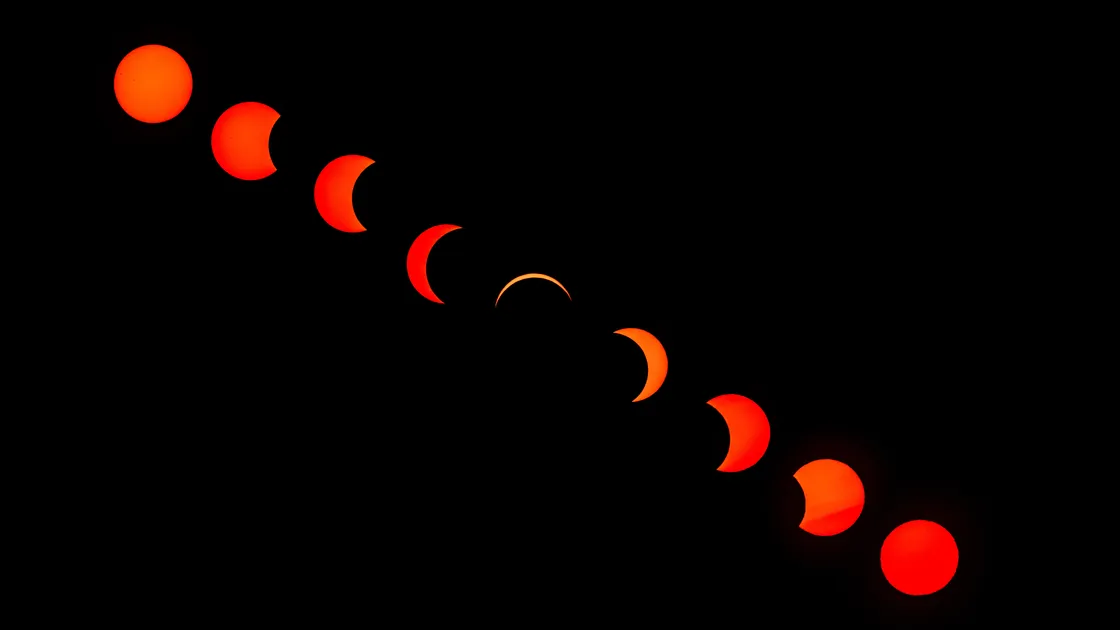 The front page image was created by stitching a series of nine images together, which had been photographed on a standard camera with a normal lens, on a fixed tripod.