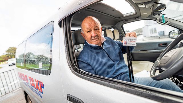 Taxi drivers to wear lanyard IDs from January next year