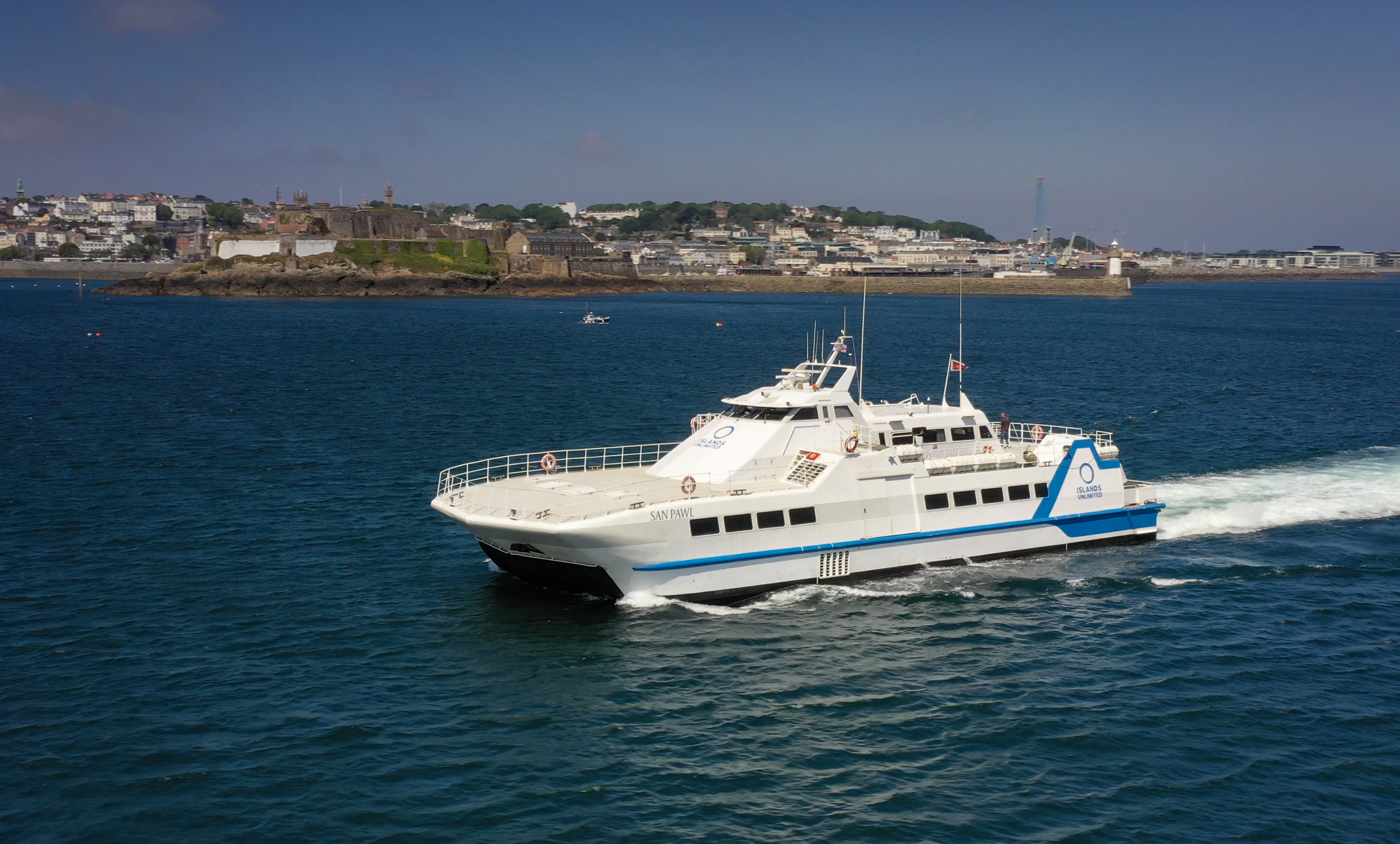 Islands Unlimited carries out Alderney berthing trials