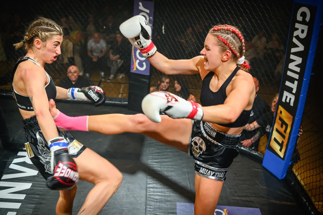 Georgia Blumsom faced Laura Douglas in the octagon. (Andrew Le Poidevin)