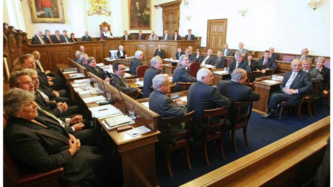 Taxpayers to pay double for deputies' pensions