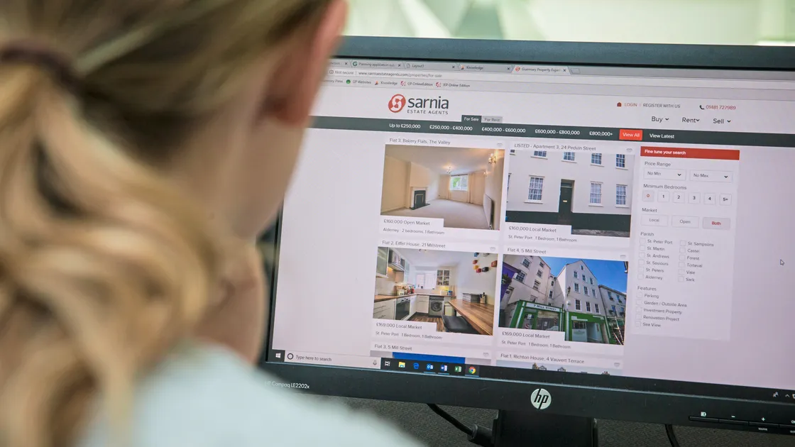 Picture By Peter Frankland. 24-08-18 Sarnia Estate Agents website is still live despite the company apparently closing down.. (22358478)