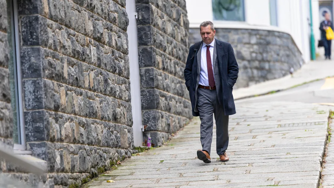 Deputy Leadbeater said that the committee acknowledged continuing concerns about processing times.