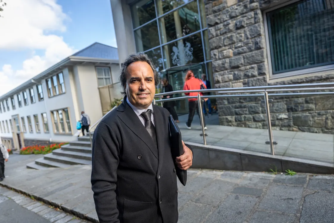 Mr de Freitas and Ms Walter won a three-year stay of eviction in September, after the States awarded the lease on the beach cafe to Pearl Oyster Ltd., the owner of Town restaurants Lola and Coco, following a tender process run last year.