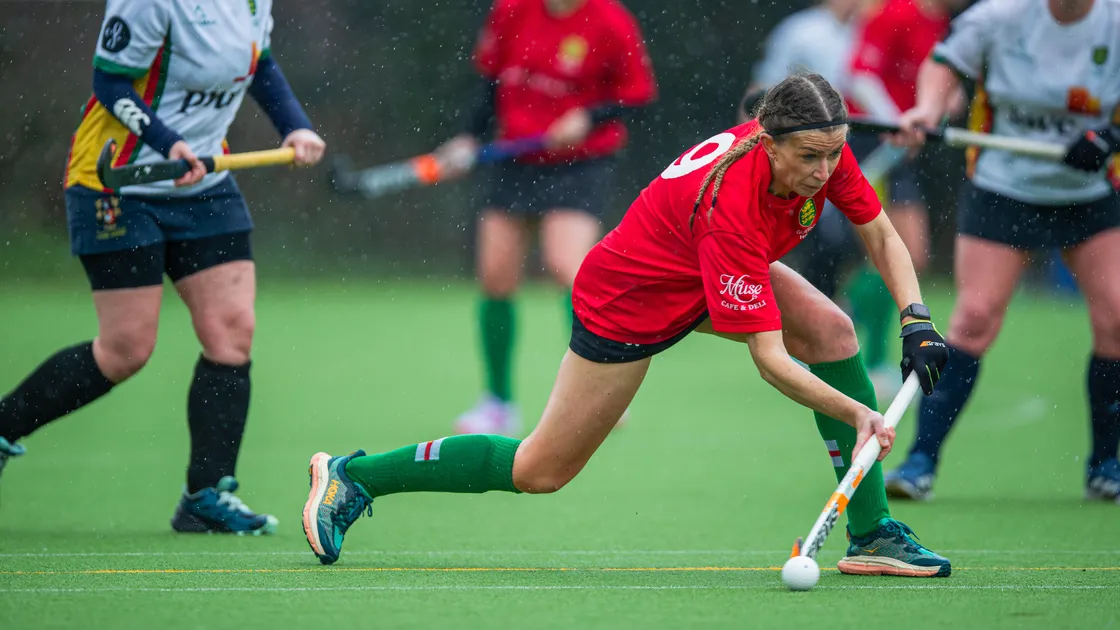 Lauren Judge plays the ball back inside to a Team Lisia teammate