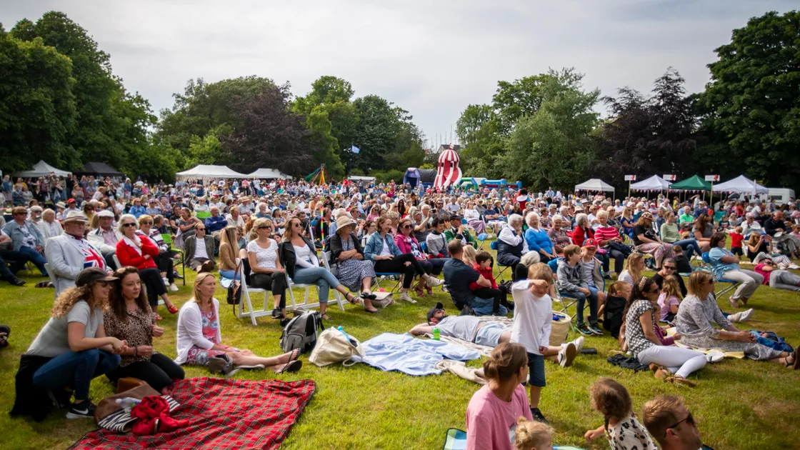 The grounds of Government House were packed for the Platinum Jubilee Community Fete and the live big screen broadcast of the Buckingham Palace concert. (30892523)