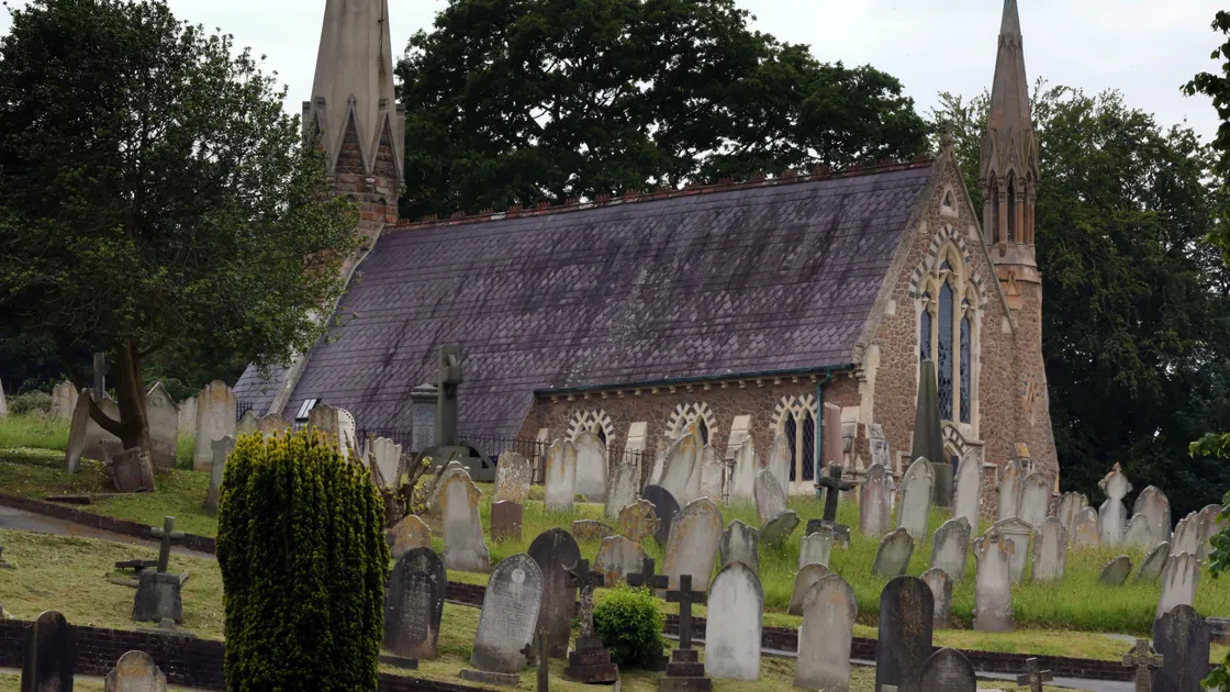 Le Foulon Chapel. (25169905)
