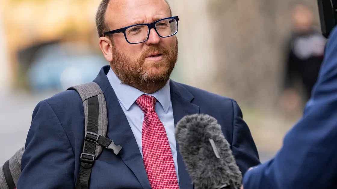 Deputy Garry Collins has criticised P&R for wanting the Assembly to impose a limit of seven-and-a-half minutes on opening and closing speeches and five minutes on all other speeches at next week's budget debate.		 (Picture by Sophie Rabey, 35004883)