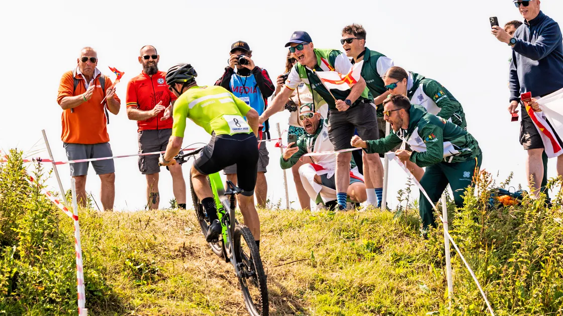 Guernsey rider Pete Sargent is roared on by the Sarnian support in Tuesday’s mountain bike criterium.