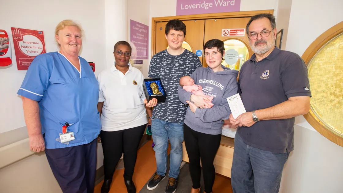 Left to right, midwife Julie Walker, Lions Club member Denise Bennett, parents Alex and Amy Hallett with their baby Ivah-Jean, and Tony Corbin of the Lions Club. (Picture by Sophie Rabey, 26804477)