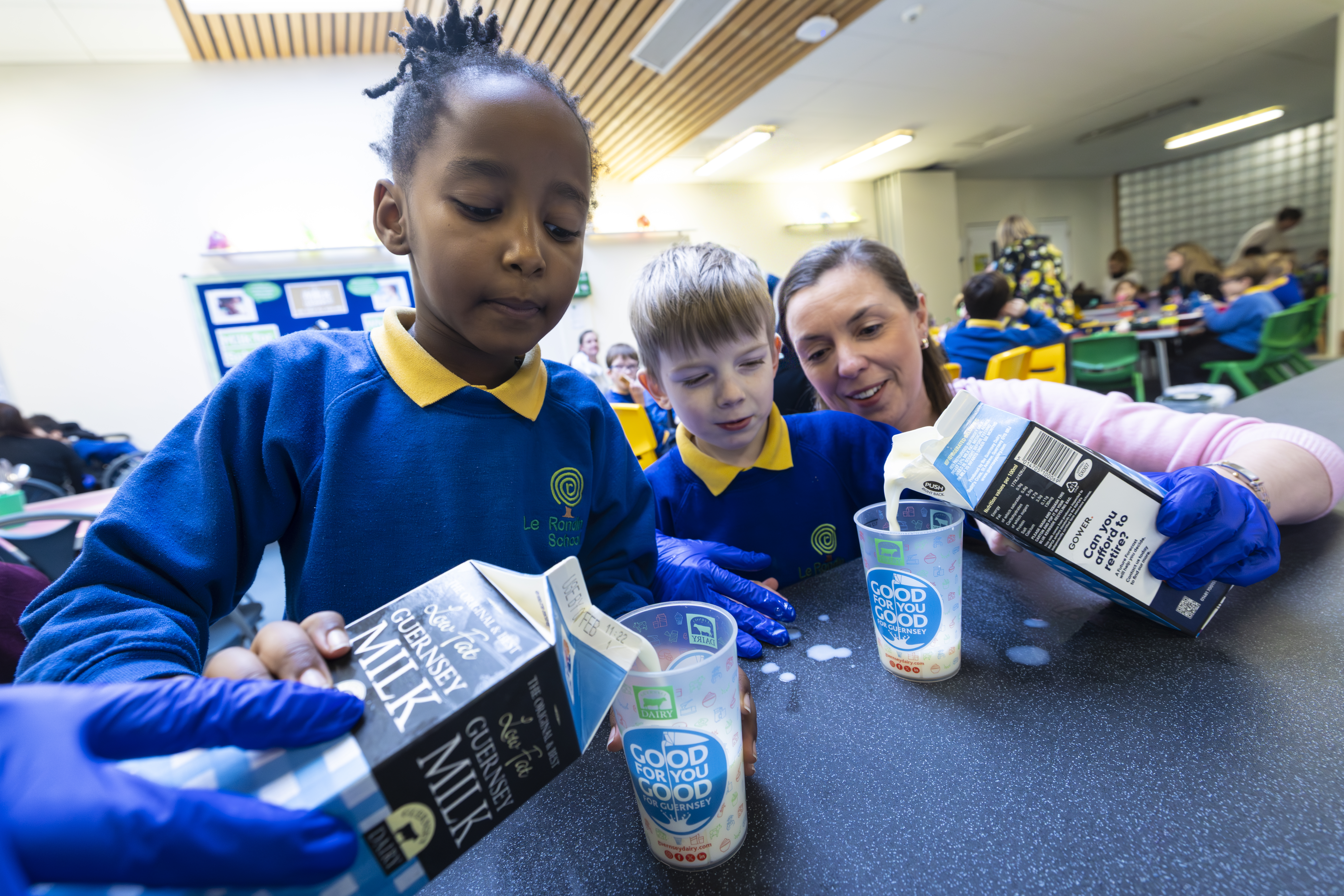 Retailer drops ‘unviable’ doorstep milk deliveries
