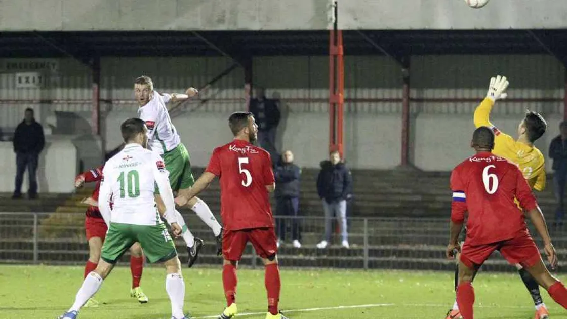 Carshalton Athletic 4, Guernsey FC 1