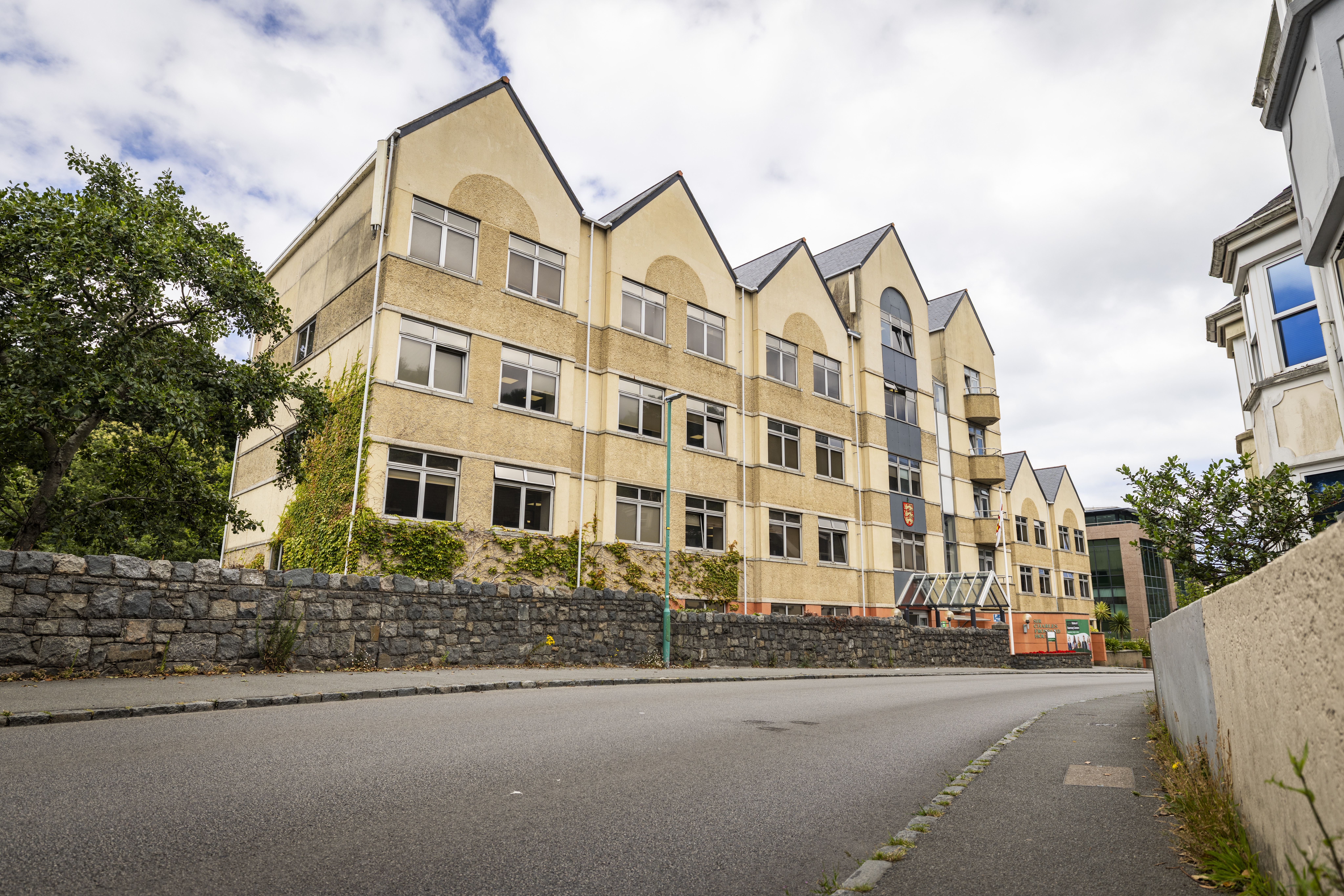 Navigating employment permit system ‘untenable’