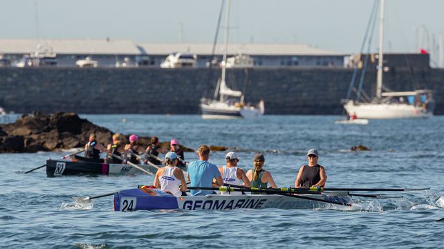 Half-a-dozen records fall as crews enjoy the conditions