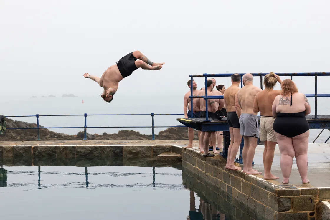 About 20 of his followers joined him at the Ladies’ Pool to feel the benefits of some chilly sea swimming, and although it was a bit ‘warm’ for Harry, he said he was a great believer in its benefits for mental health.