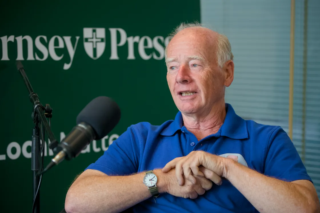 HSC president George Oswald said yesterday that sizeable budget cuts were unrealistic without damaging services.