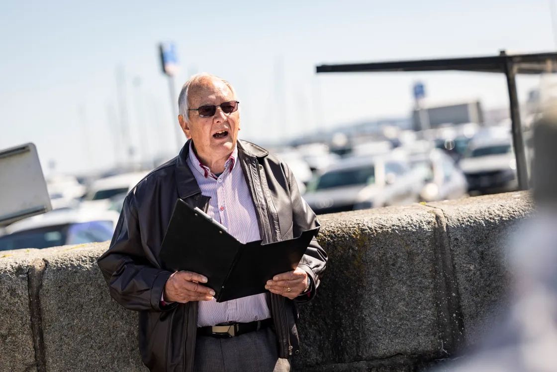 GDA secretary Alan Chubb read a message from Helga Reiser of the Biberach Friends of Guernsey.