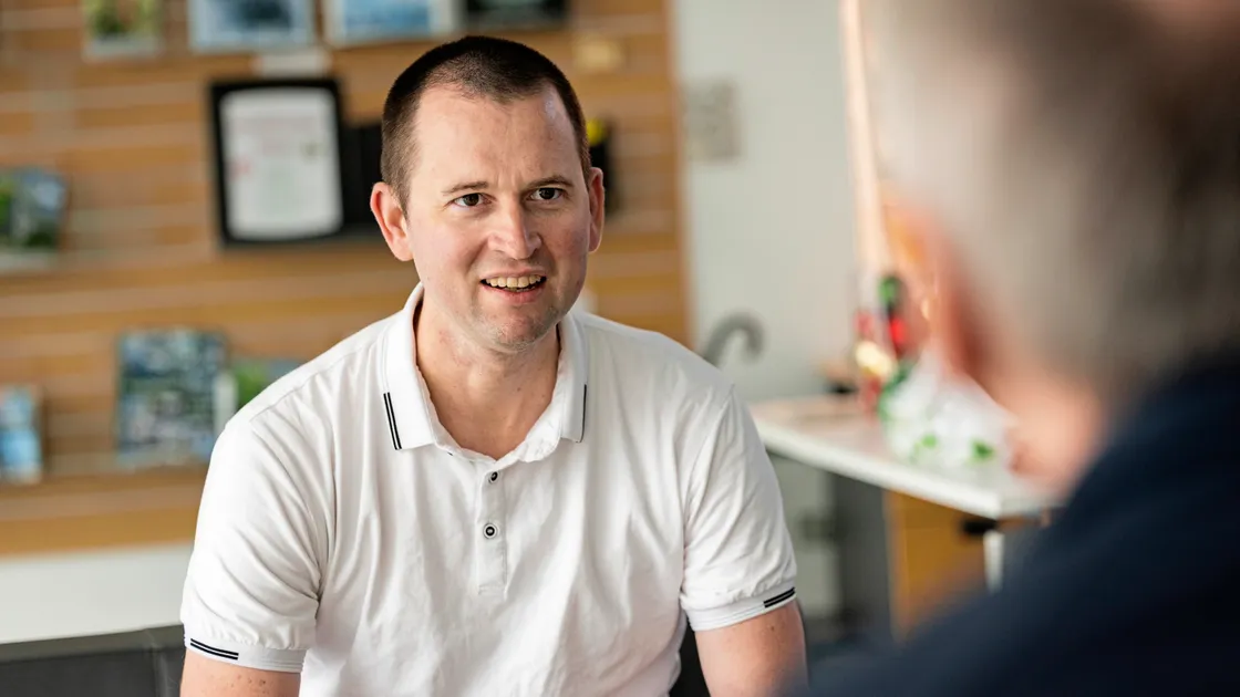 Locally-based IT entrepreneur Jonathan Hunt has decided to leave Guernsey because of the way it taxes those who hold shares in the global companies they work for