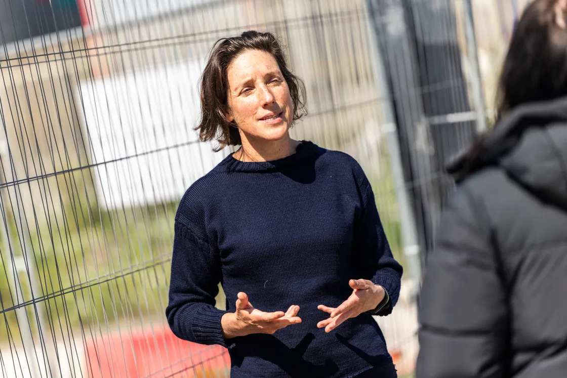 Deputy de Sausmarez said the documents showed that the States ‘had a positive relationship’ with Mr Ferguson, who died in 2002.