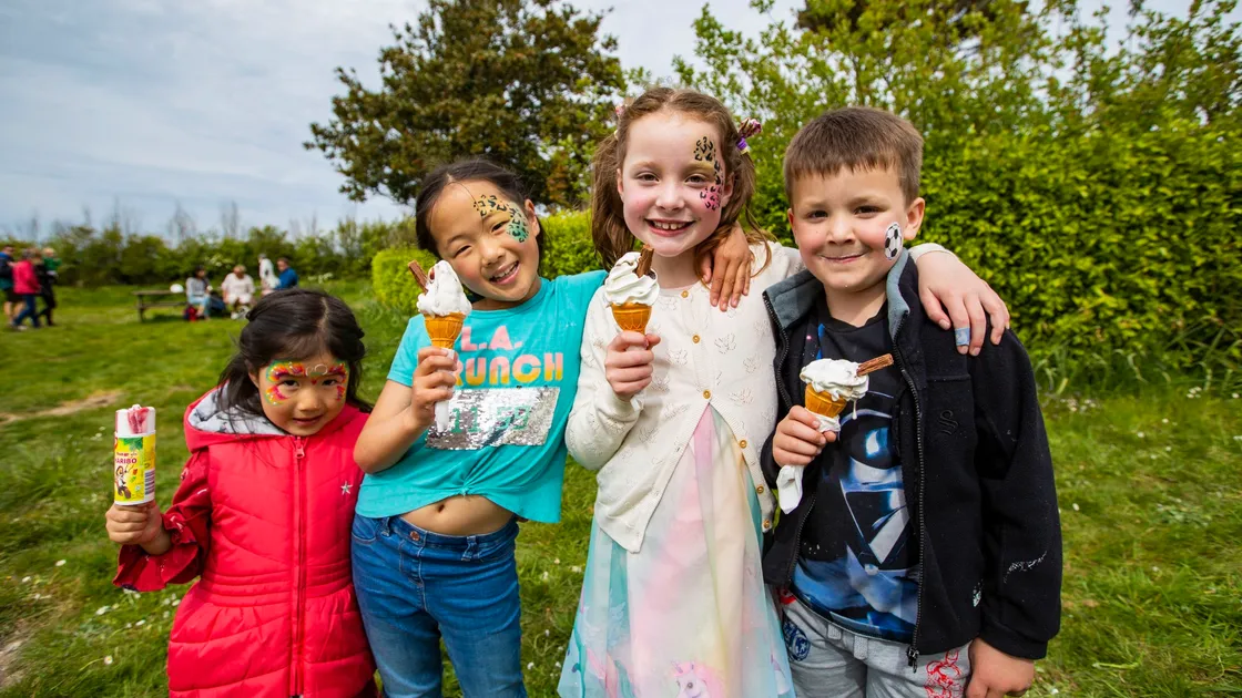 Left to right: Vivienne Wu (4), Genevieve Wu (8), Florence Burden (8), Ali Burden (6) enjoying their free ice creams thanks to Nedgroup. (Picture by Sophie Rabey, 29505271)