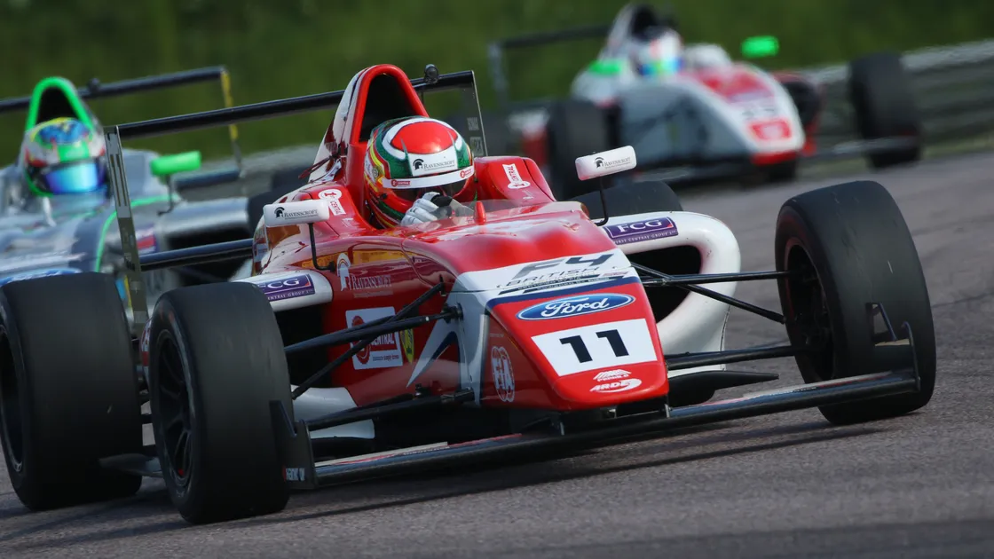 Oulton Park nightmare for Seb