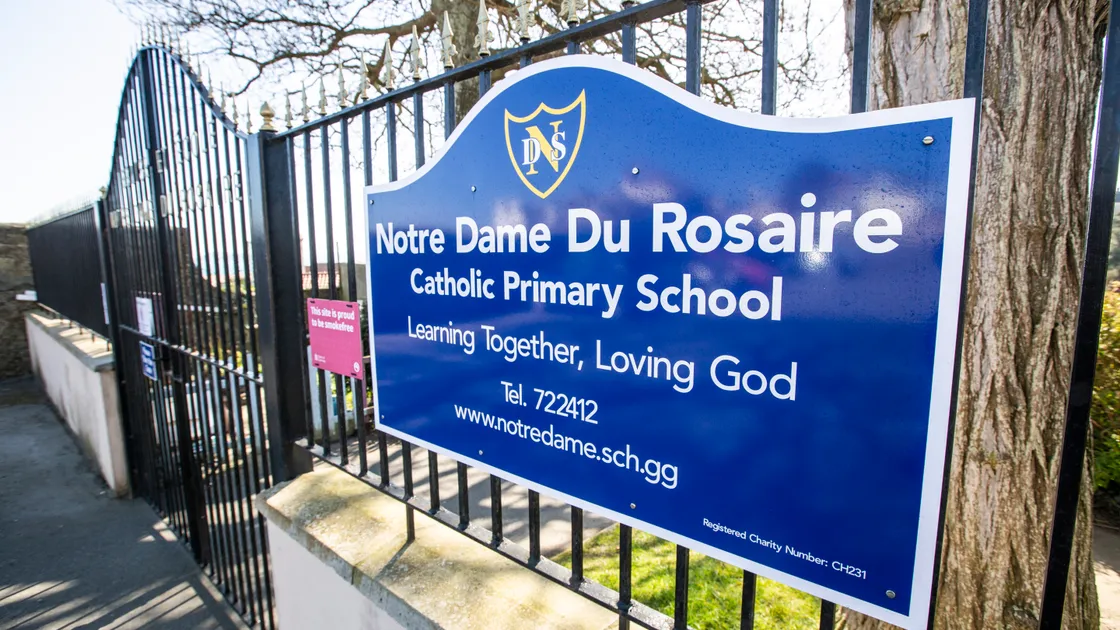 Four Notre Dame year groups require testing after first community ...