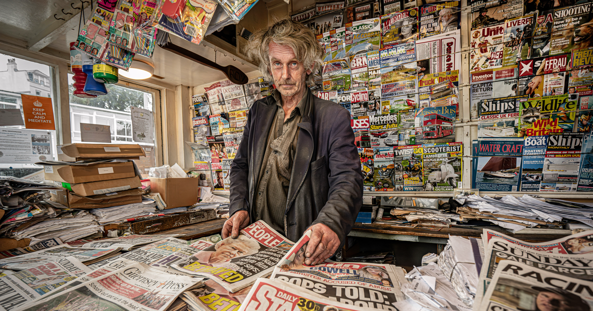 Family of ‘The Paper Man’ thank his wellwishers after he falls ill