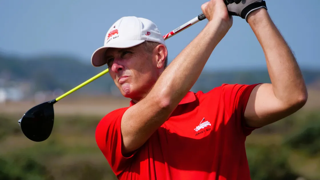 Jersey’s Jeremy Phillips relinquished the senior men’s trophy which he had won for the previous two years.