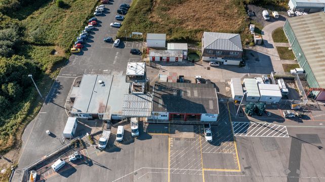 Alderney-Guernsey flights disrupted for pilot training