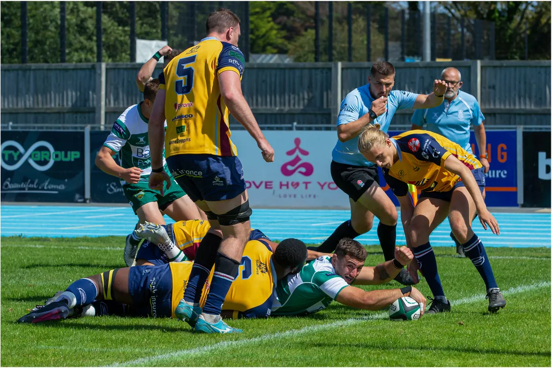 Brad Webb reaches to the line to score the opening try of the game. (Picture by Martin Gray, www.guernseysportphotography.com, 32441579)