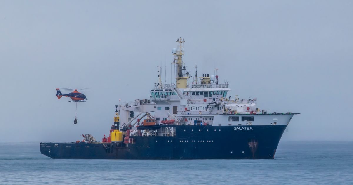Special delivery for Hanois lighthouse