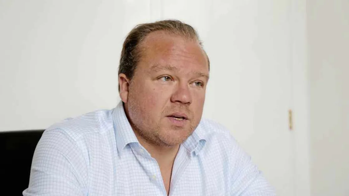 Waves on fast track to secure 'milestone' Air Operator's Certificate