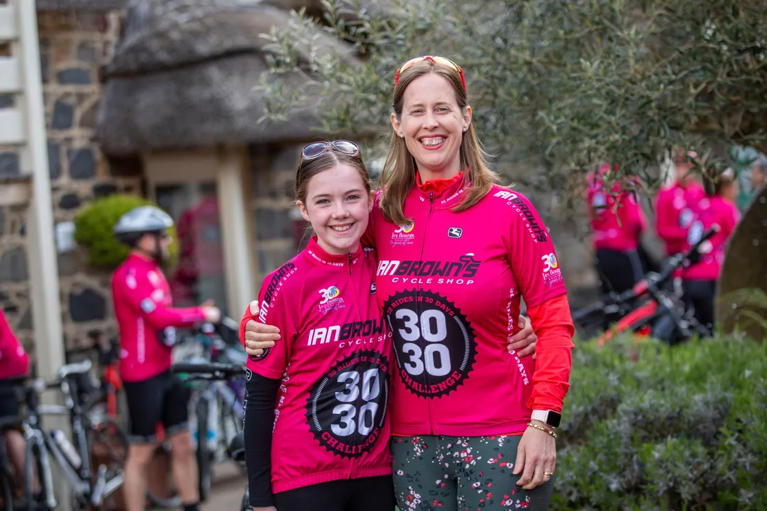 Picture by Sophie Rabey.  01-05-21.  Start of the Ian Browns 30/30 cycling challenge, raising money for Les Bourgs Hospice.  First morning meeting at Oatlands.  Mother and daughter, Holly Lavin (10) and Jane Lavin.  Holly is going to be cycling to school. (29501370)