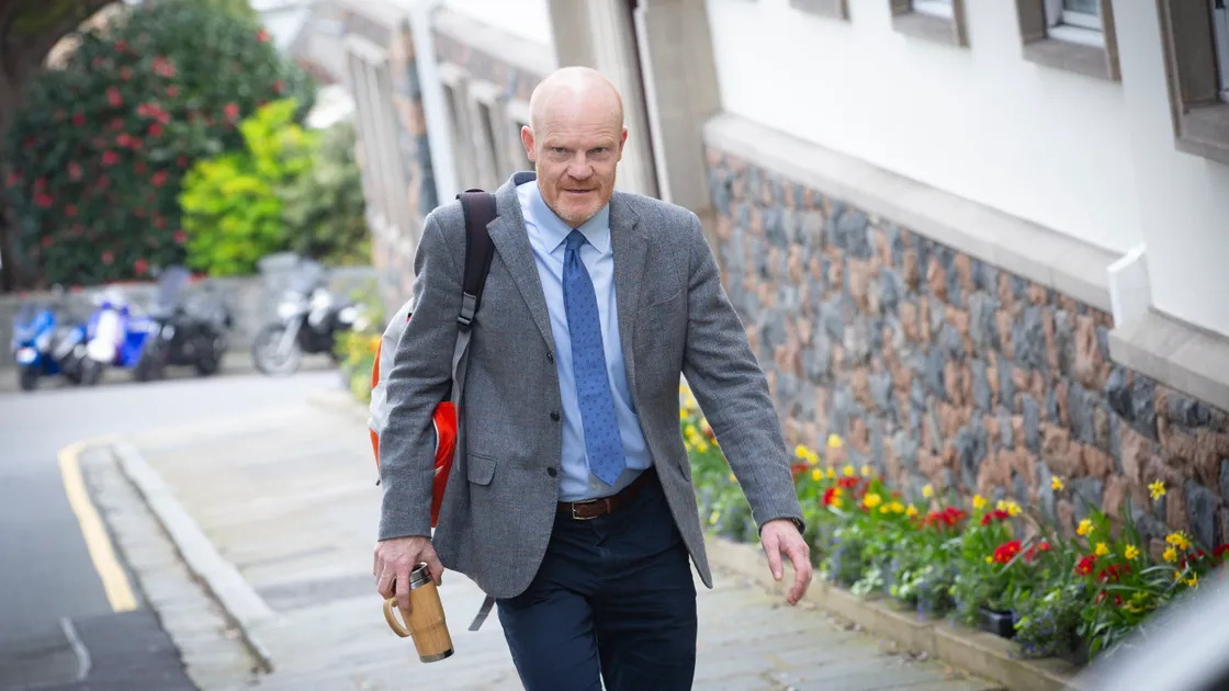 Lead requerant Gavin St Pier said yesterday that the proposals would not be lodged by 24 March, which is the last date on which items submitted can be more or less guaranteed of making it to the final meeting of the States term. (34004845)