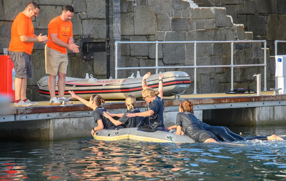 The winning dinghy race team was Imperium.