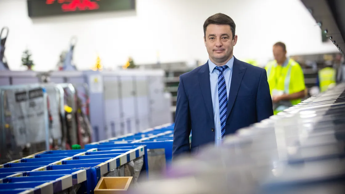Guernsey Post CEO Boley Smillie pictured on the sorting office floor in December when the island was not in lockdown. (Picture by Peter Frankland, 29322349)