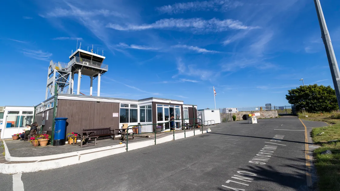 Randalls formerly operated a duty-free outlet at Alderney Airport. 