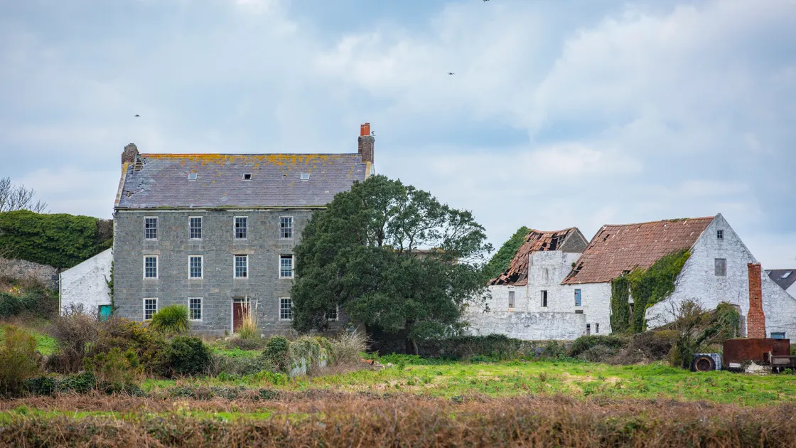 Les Vardes Farm at Route De Port Grat. The house has been put on the protected buildings list, as has nearby Le Vaugrat Farm in Route De Vaugrat. (Picture by Peter Frankland, 31871703/0)