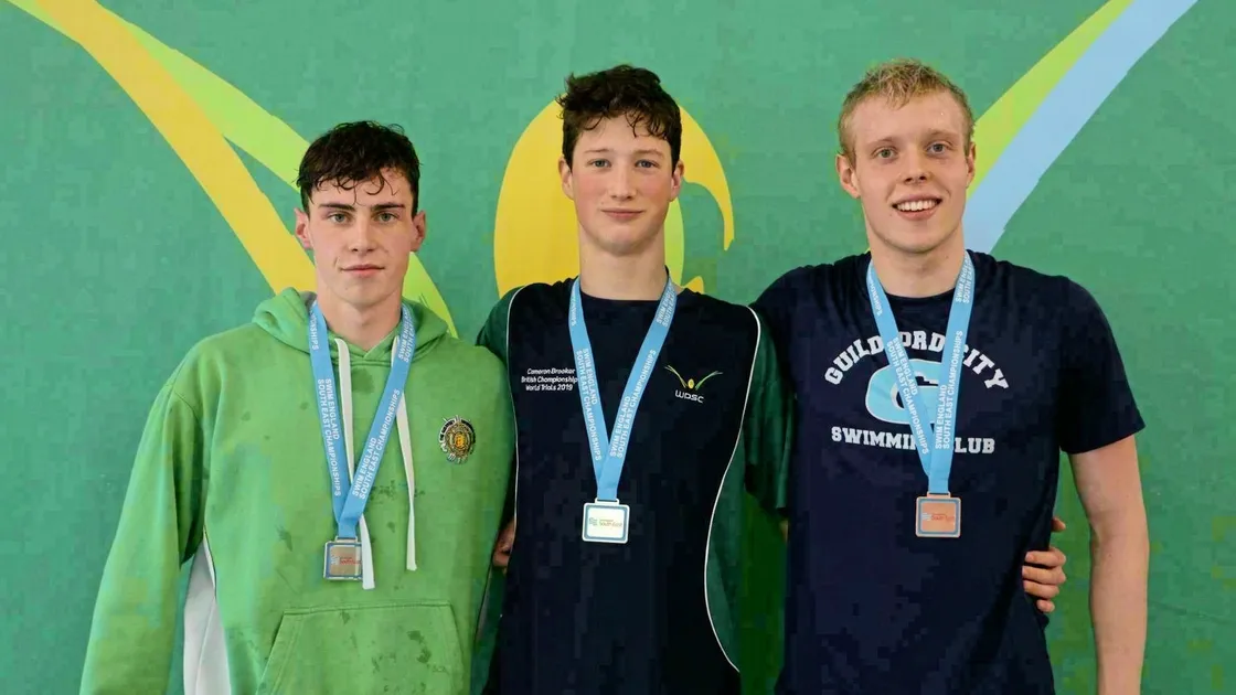 SE area medals for Hallett and Whitchurch