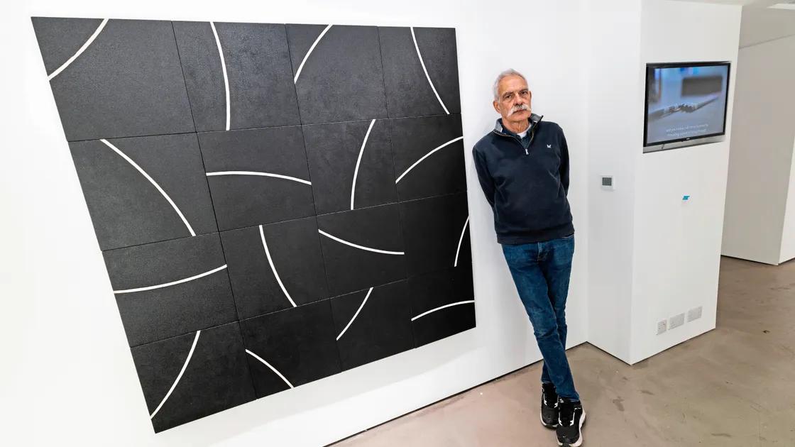 Squaring Circles by Eric Snell is at the AFG Gallery, Mansell Street until Saturday 8 November