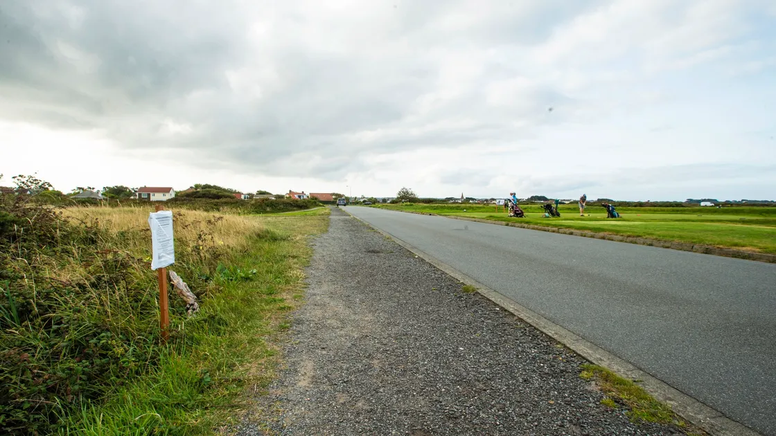 Picture by Sophie Rabey.  11-09-20.  The Golf Clubs at L'ancresse have put in a planning application for toilets to be built on L'ancresse Common along Les Clotures Road.. (28677113)