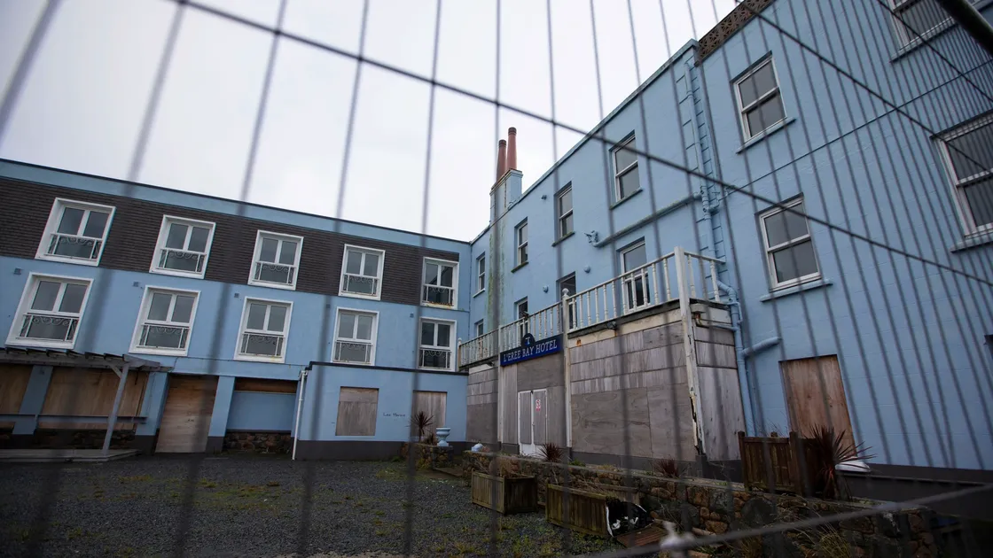 L’Eree Bay Hotel is one of a group of tourism-related properties which could benefit from a temporary exemption from change of use policy. (Pictures by Peter Frankland, 30180901)