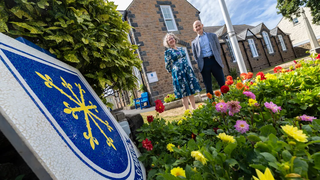 Caroline Morris and Philip Rycroft, two of the five Bailiwick Commissioners, at St Martin’s Parish Hall, where they were meeting islanders at their first public engagement session of the week.