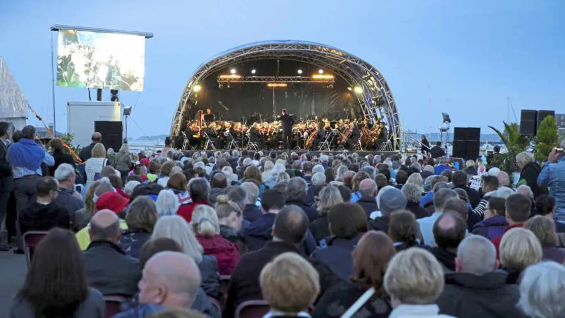 Proms event relocates to the South Esplanade